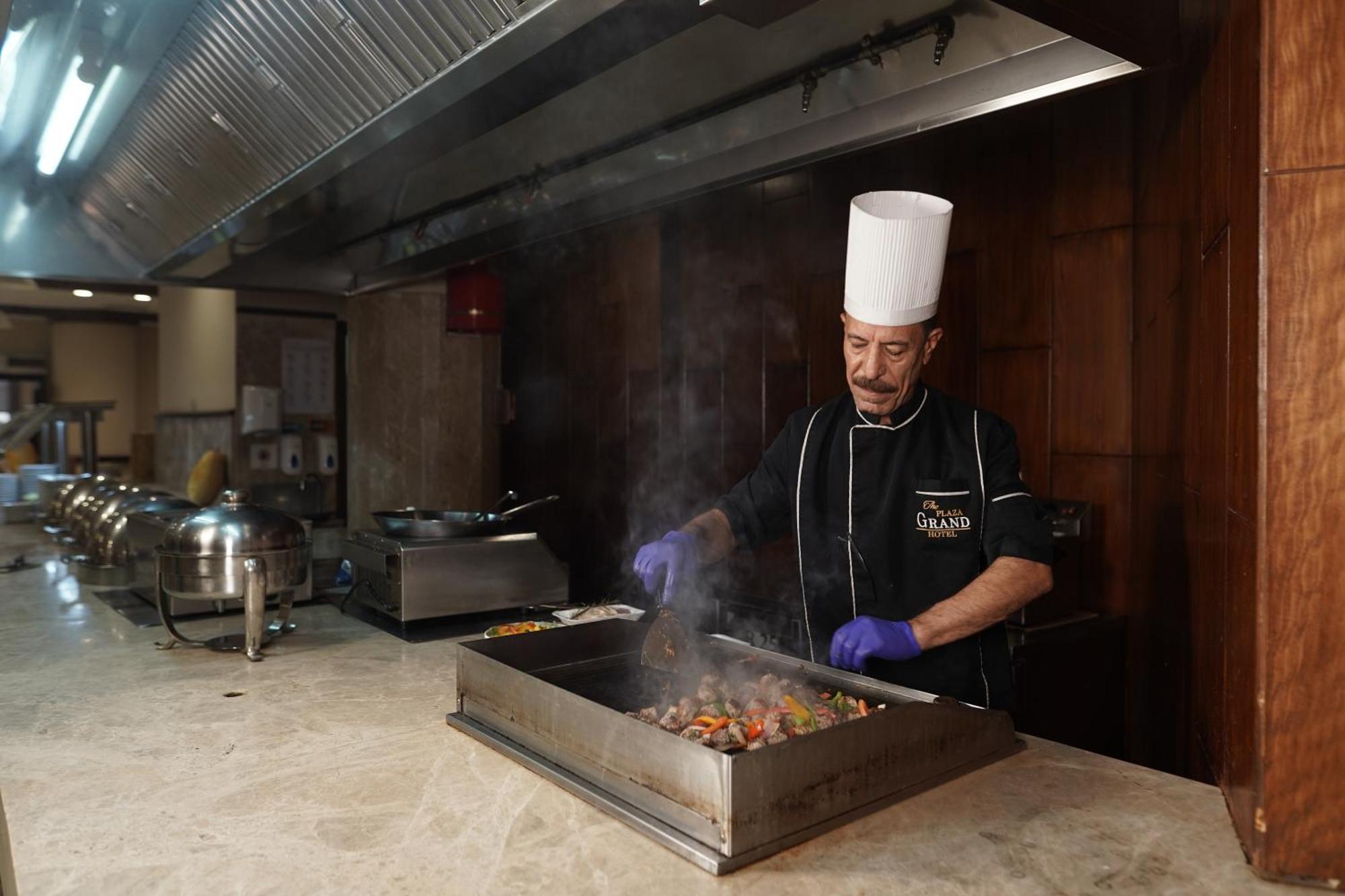 The Grand Plaza Hotel Smouha Alexandria Bagian luar foto