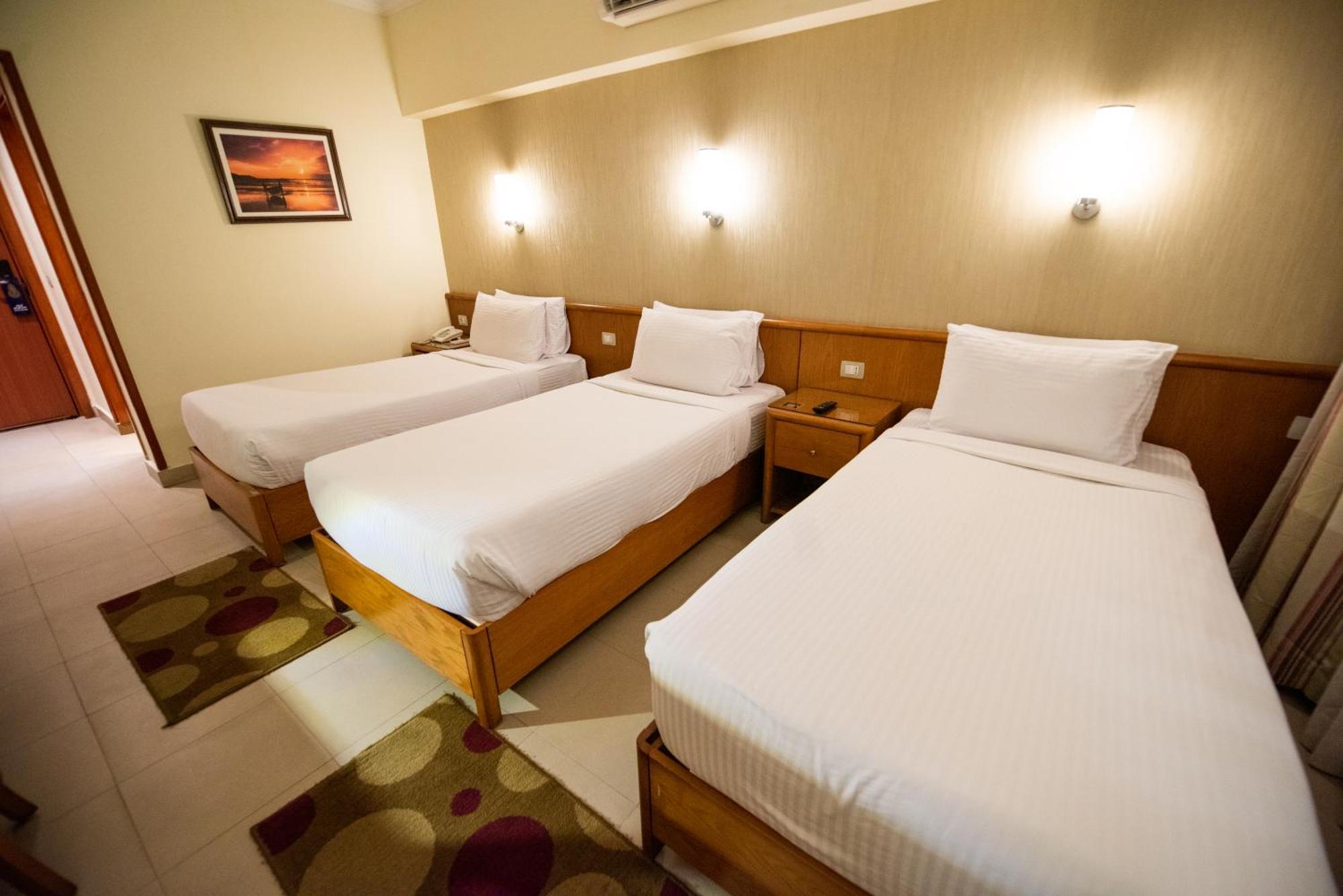 The Grand Plaza Hotel Smouha Alexandria Bagian luar foto